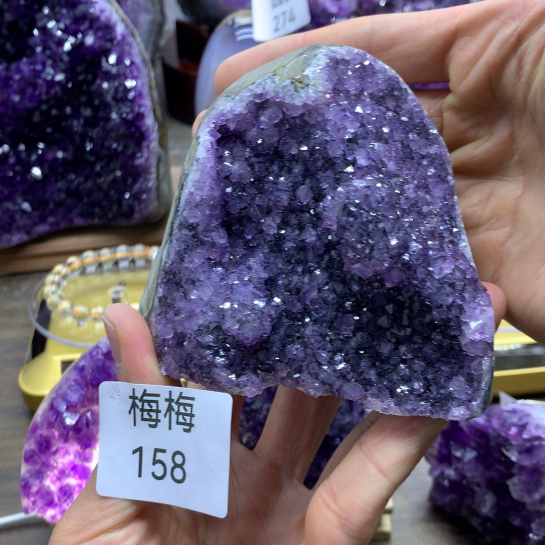 紫晶大型摆件（非配饰）未镶嵌