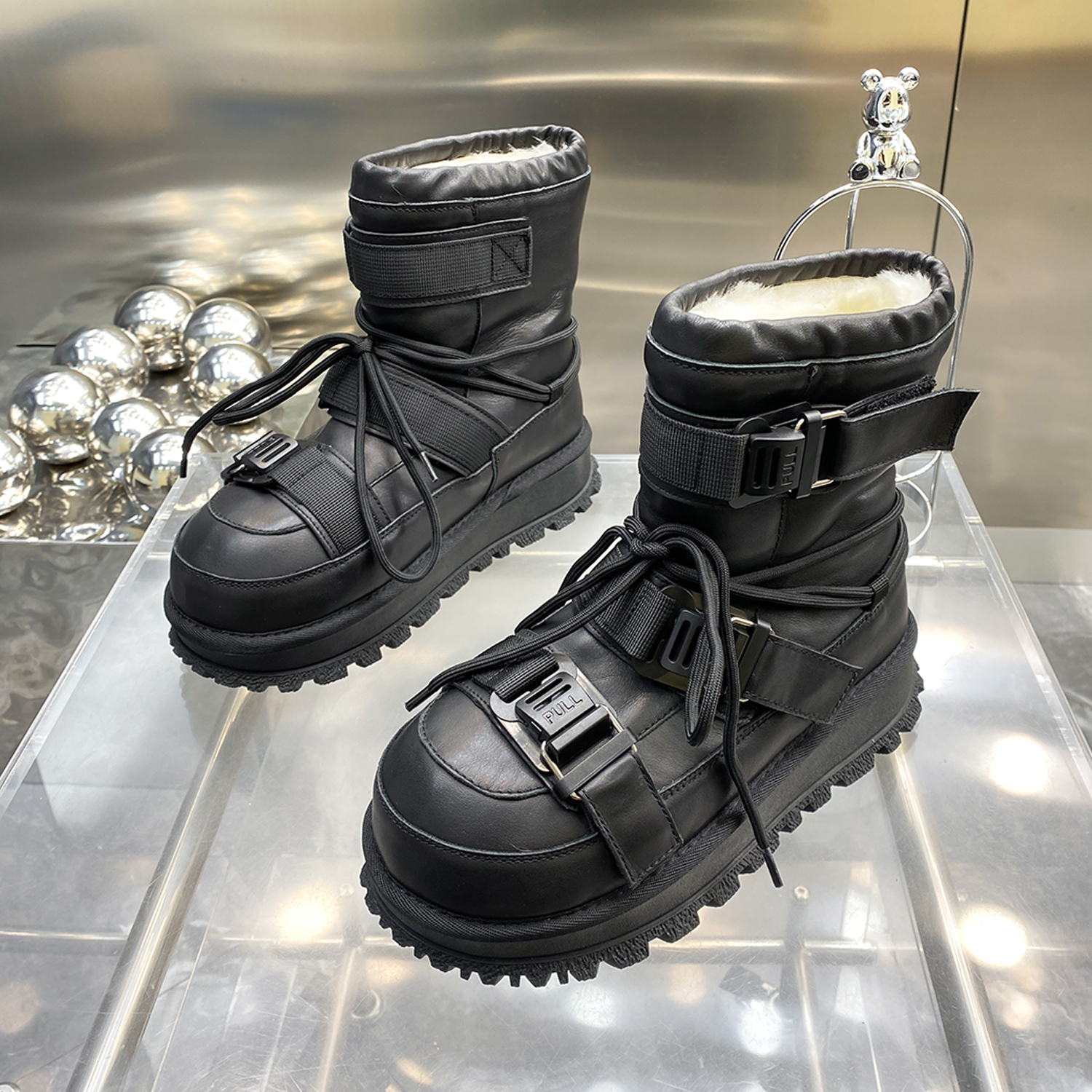 欧货2025冬季新款真皮厚底时尚雪地靴羊皮毛一体棉靴DYX-928