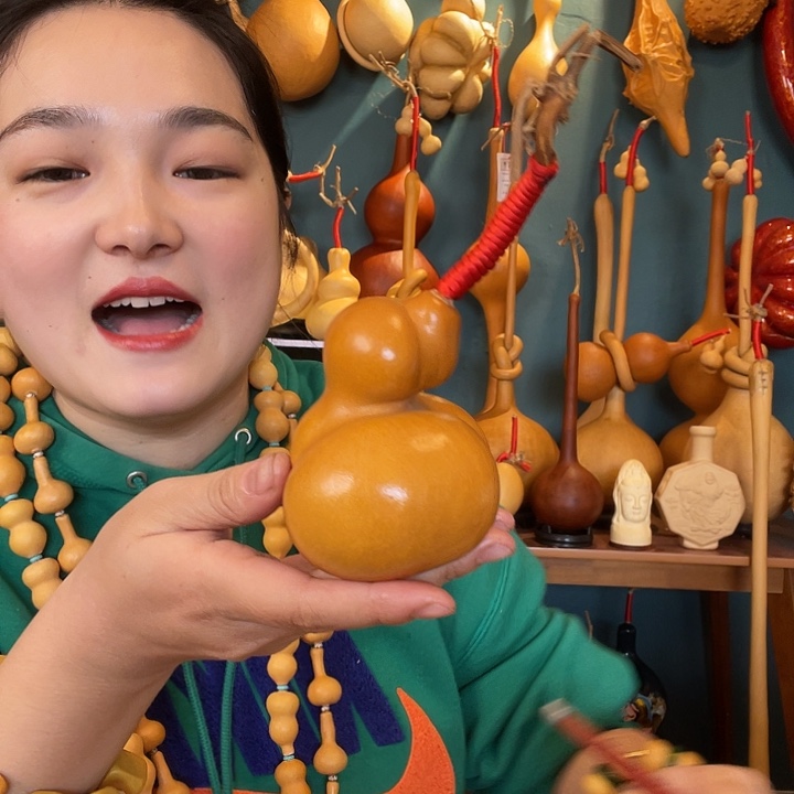 一***找大叶紫檀（黑酸枝木类）