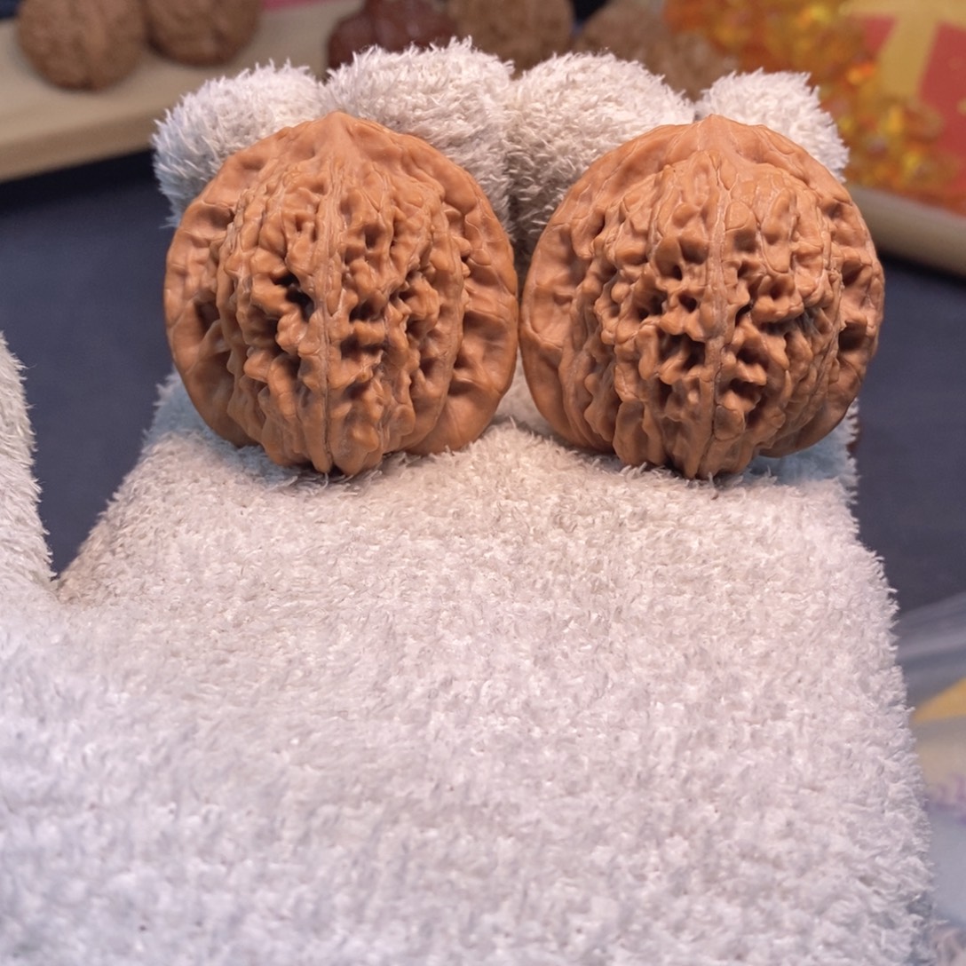 文玩核桃把件玩家必备系列42尺挂月峰四座楼S423