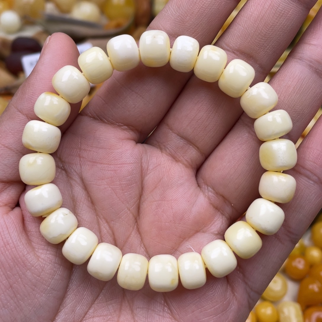 琥珀珠宝奇石未镶嵌10m