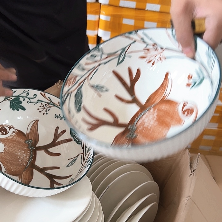 微瑕介意勿拍破损包赔 多彩鹿汤碗2只