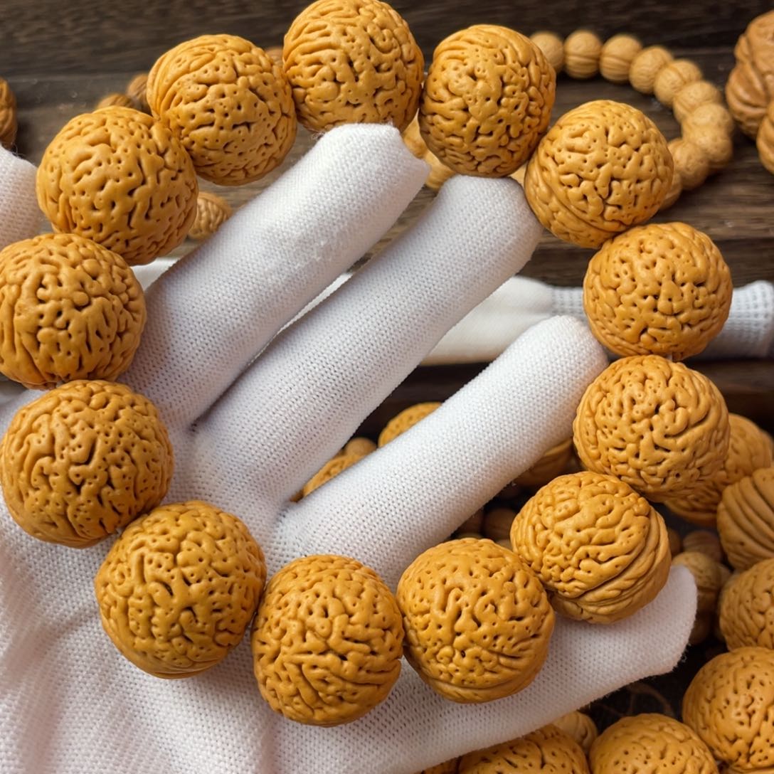 吊坠桃核爱*哥精品龙蛋