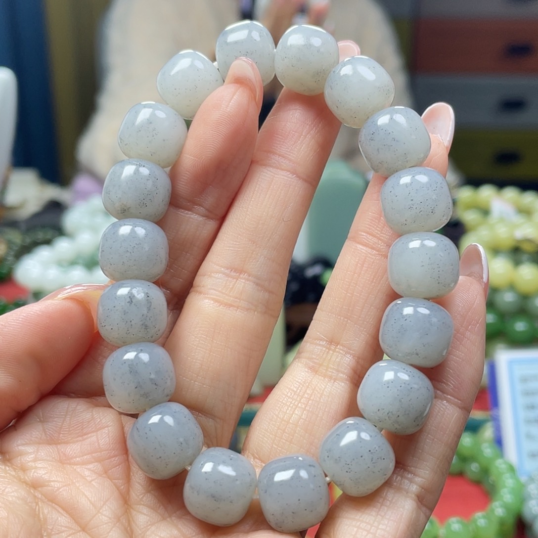 未镶嵌手链和田玉