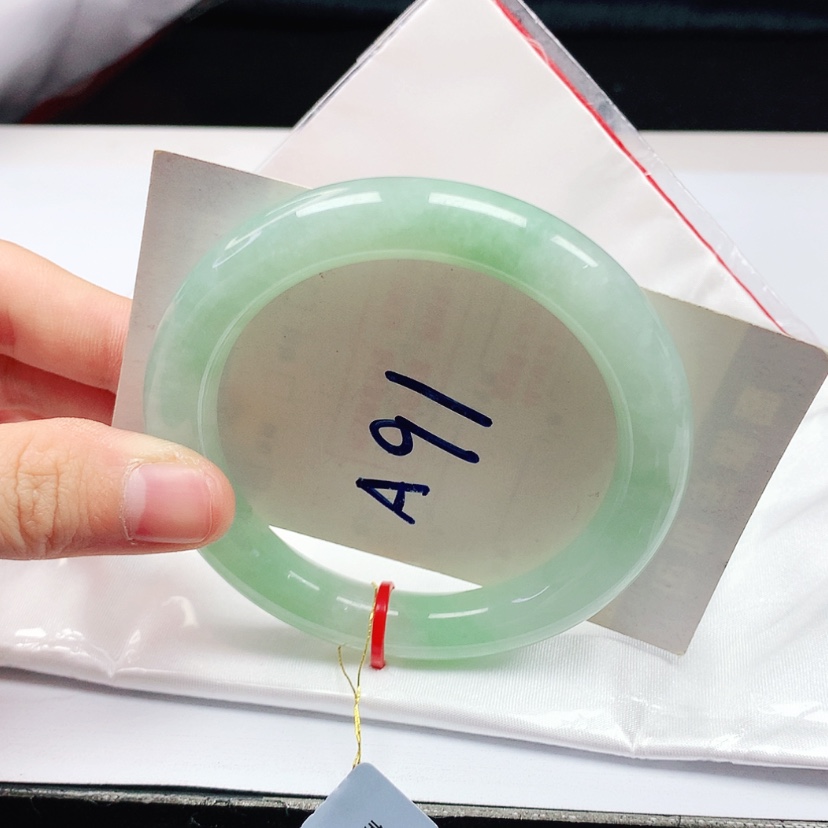 【闪购商品】翡翠手镯（圆镯）未镶嵌天然缅甸a货手镯54+