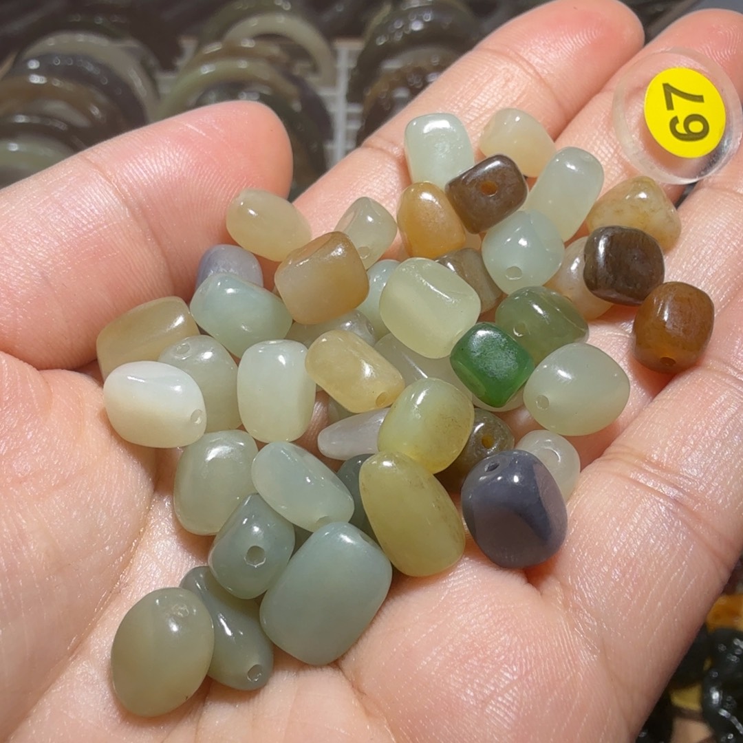 和田玉未镶嵌珠宝奇石