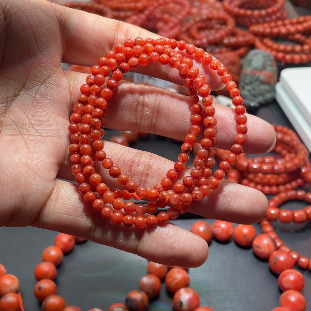 南红玛瑙手链未镶嵌