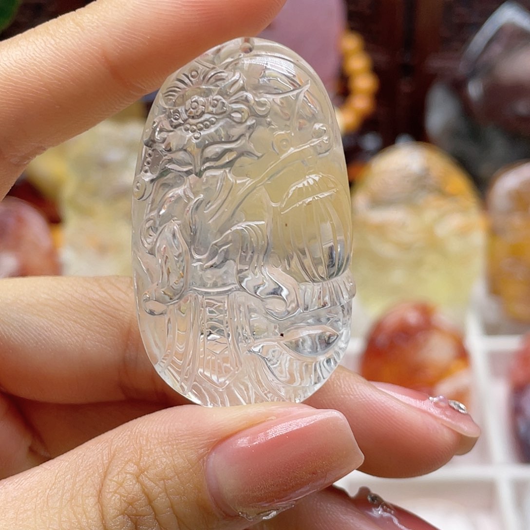 颈饰未镶嵌水晶天然