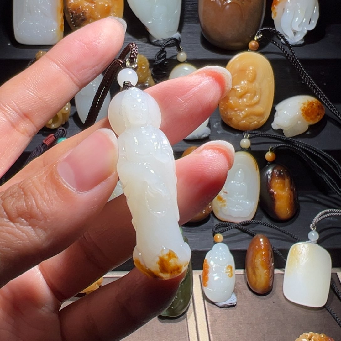 和田玉玉牌未镶嵌又**俊