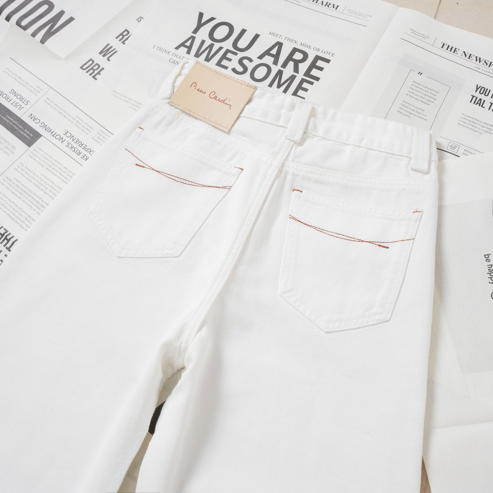 2025新款白色牛仔裤时尚百搭高腰显瘦窄版直筒宽松韩版