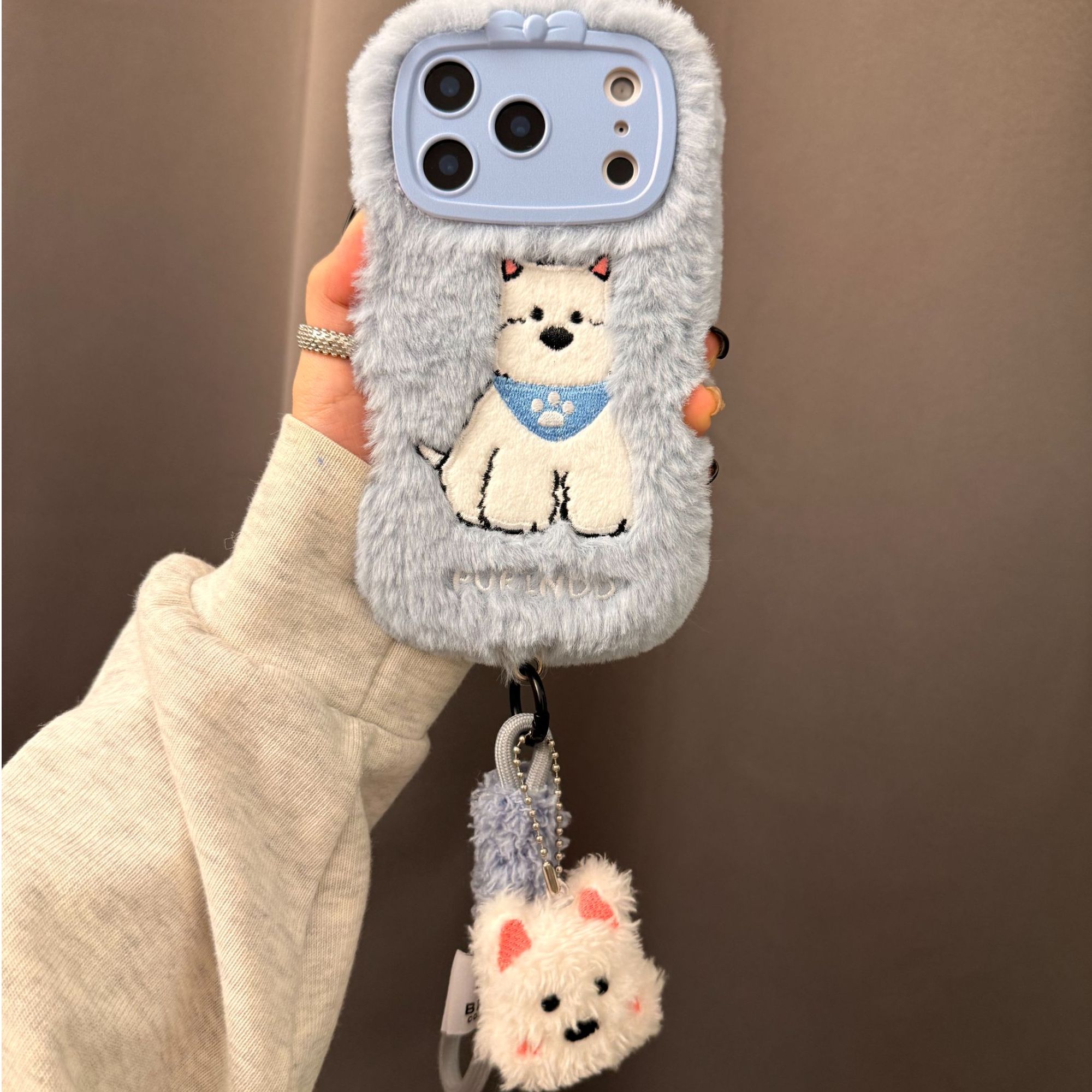 秋冬毛绒西高地狗狗适用17promax苹果15手机壳iPhone13新款14全包