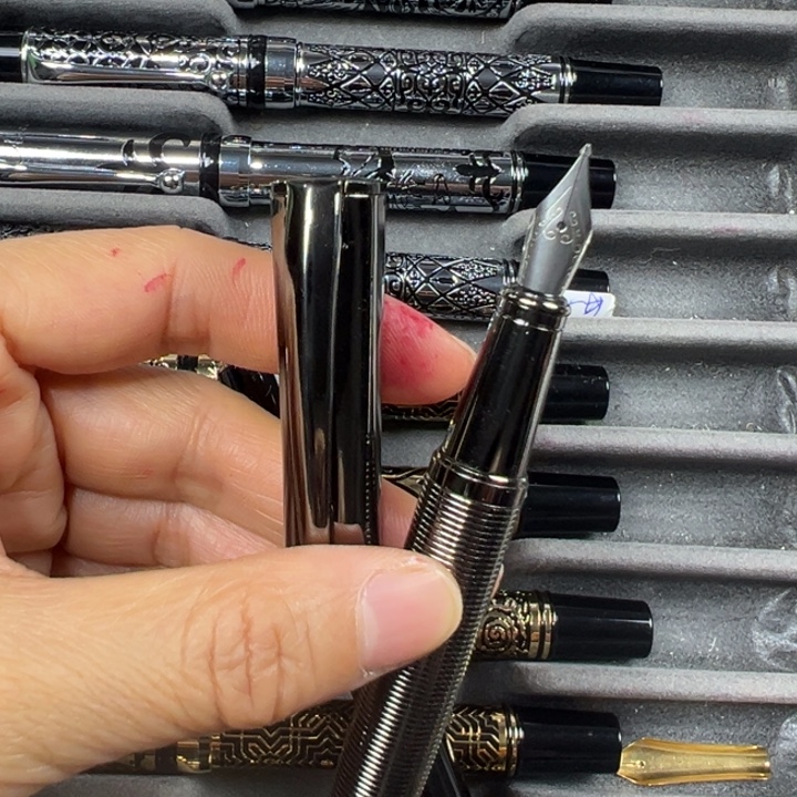 便携式全铜枪灰色配长刀