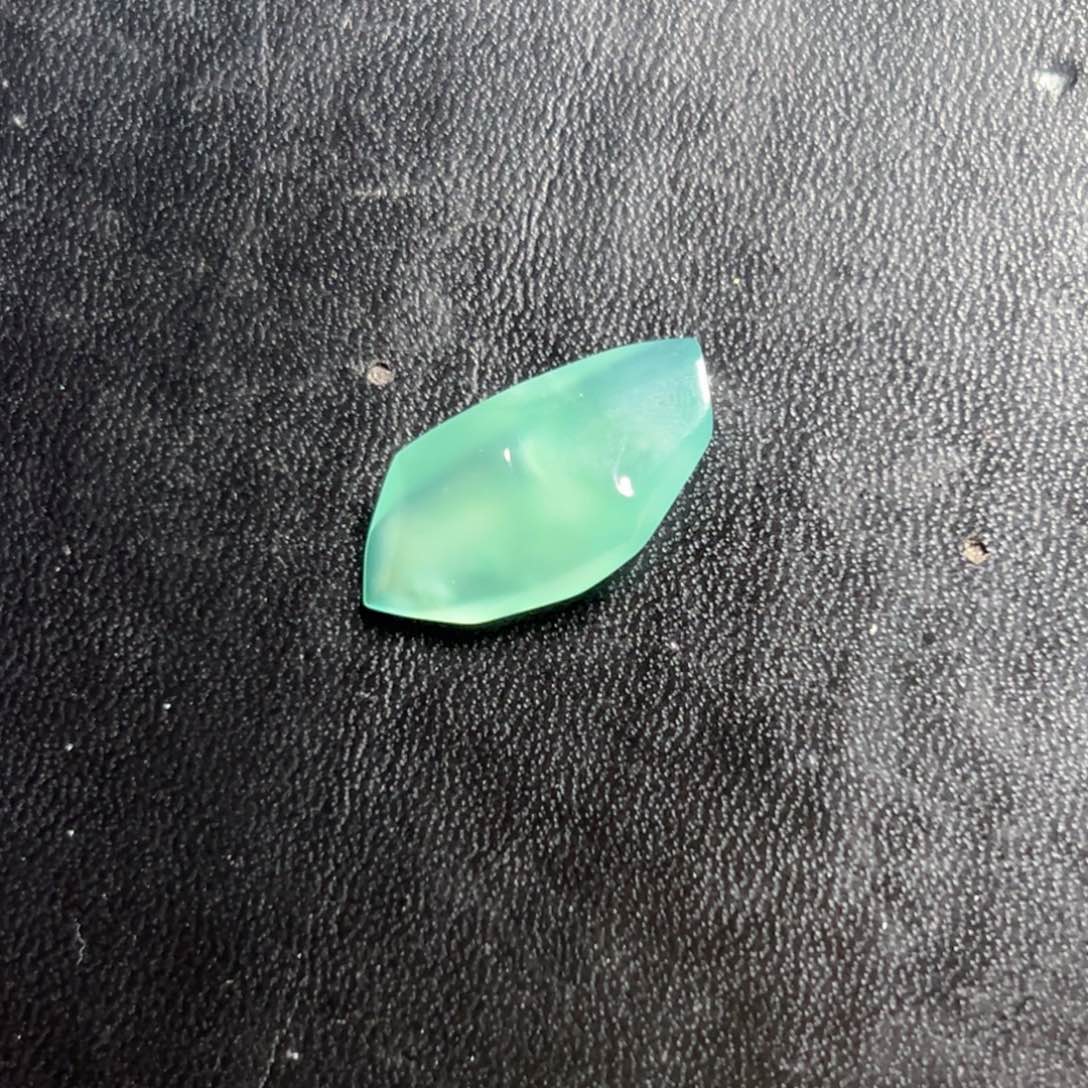 尽***华定制翡翠未镶嵌高冰晴底