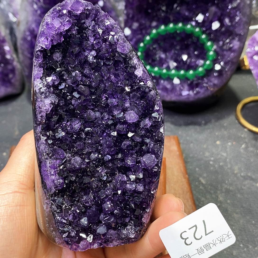 水晶大型摆件（非配饰）未镶嵌