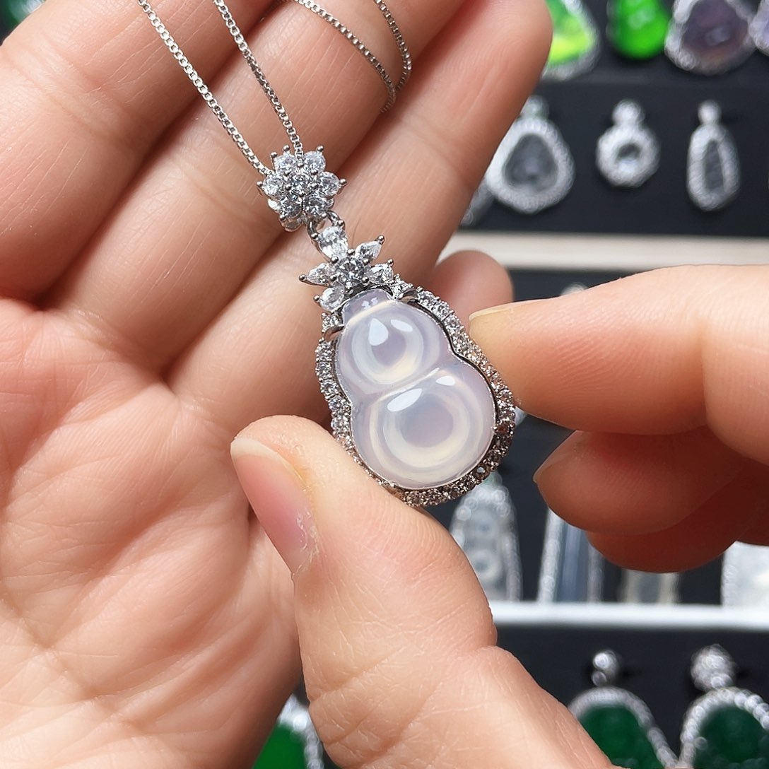 玛瑙/玉髓颈饰合金