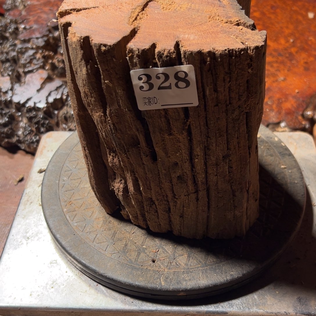 沉***默大果紫檀（缅甸花梨）