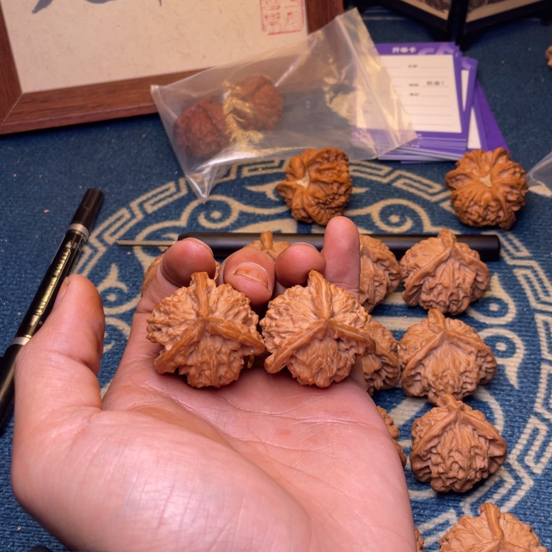 把件文玩核桃青***凡盘山37