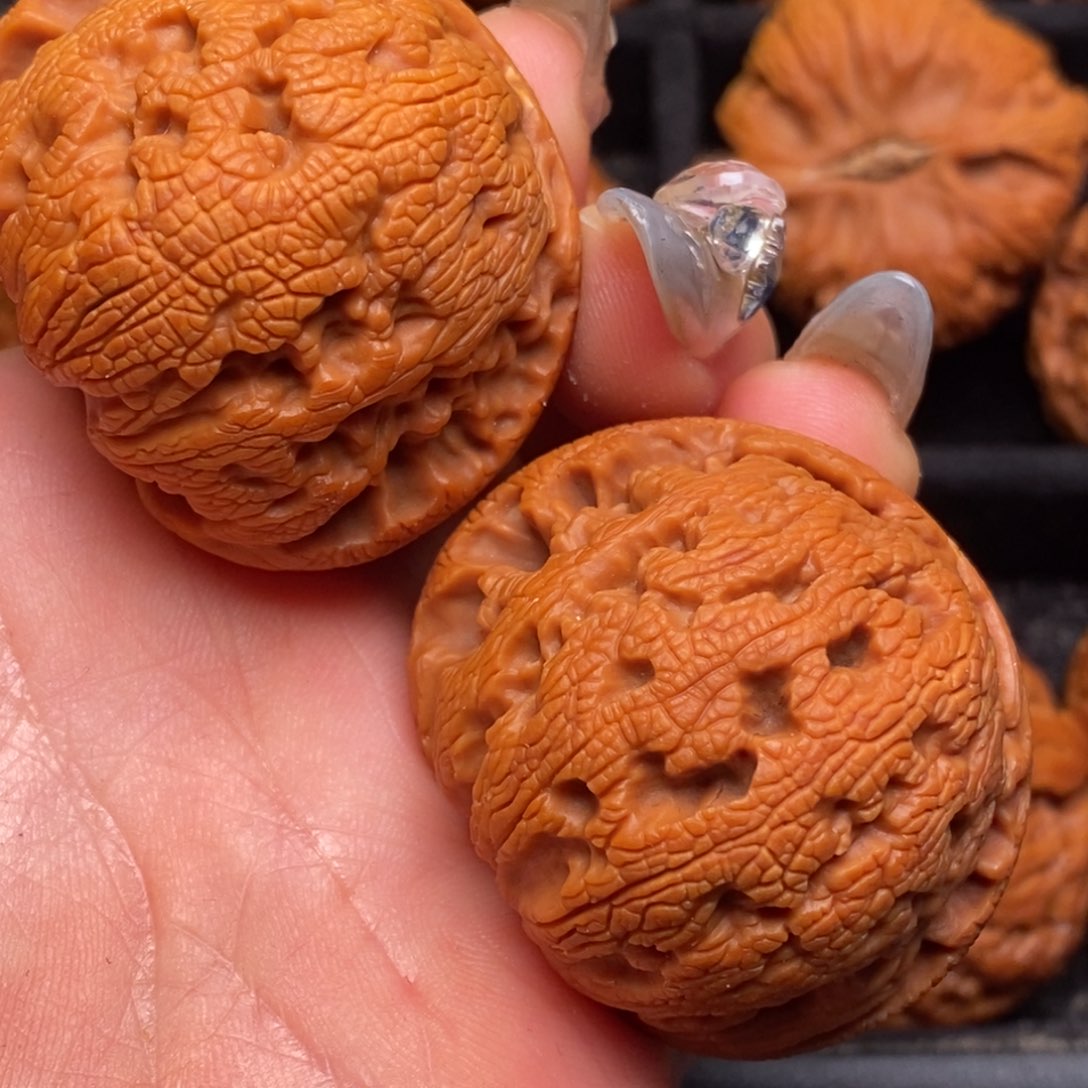 文玩核桃吊坠秦岭山脉核桃