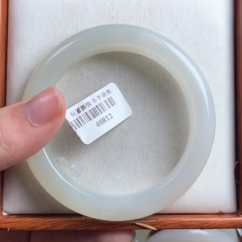 【闪购商品】和田玉手镯未镶嵌