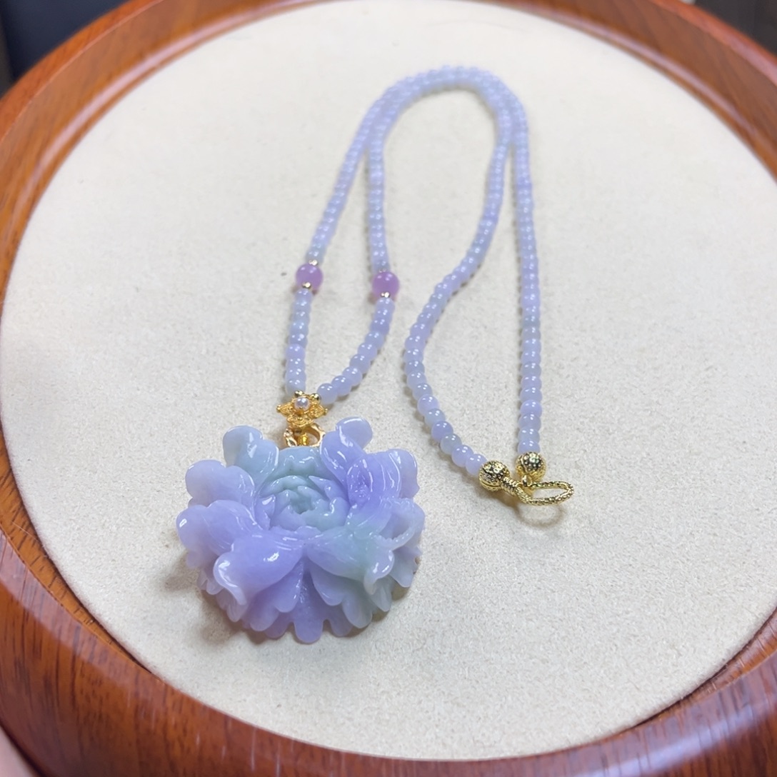 翡翠未镶嵌颈饰天然翡翠