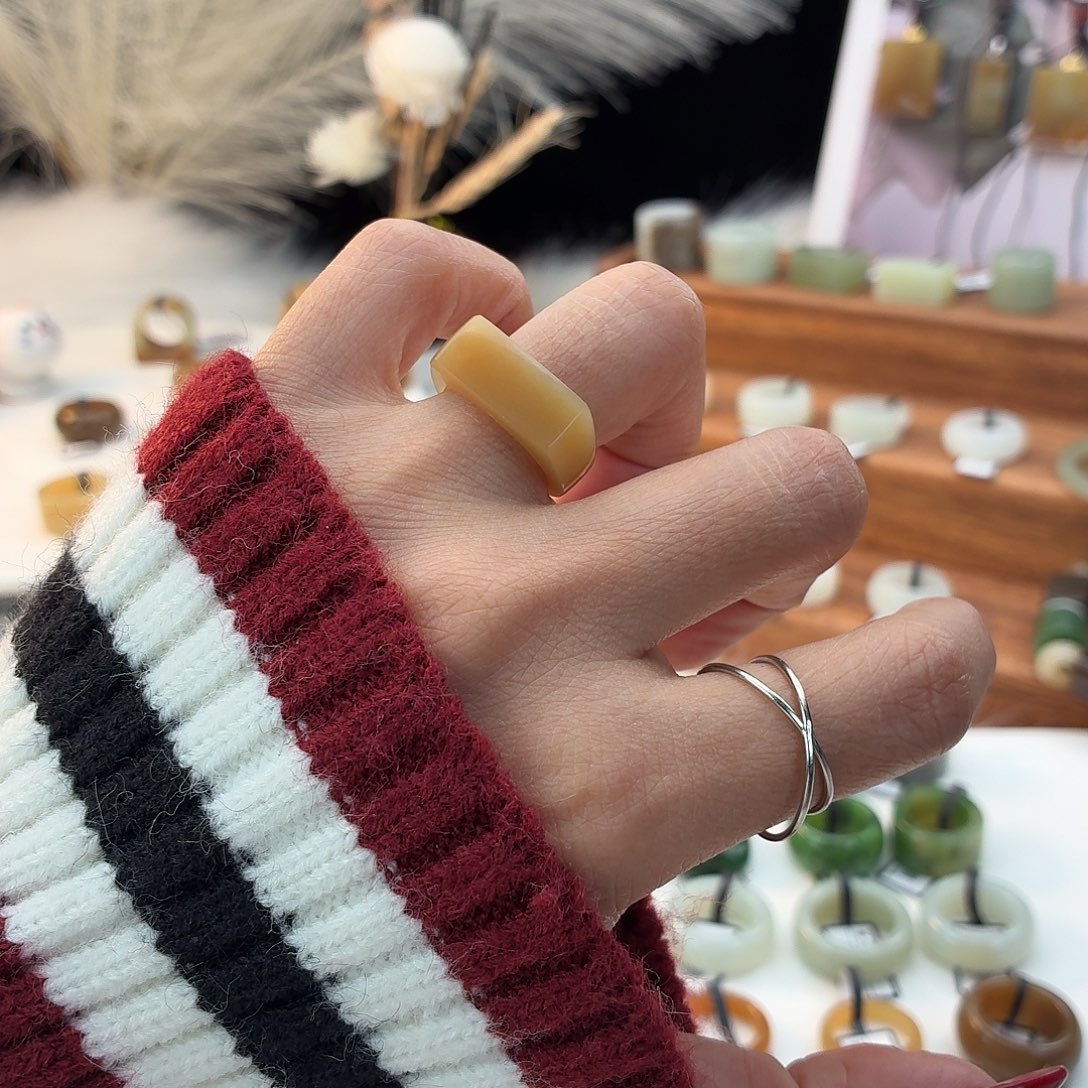 和田玉未镶嵌戒指i90金桔糖马鞍16.1mm