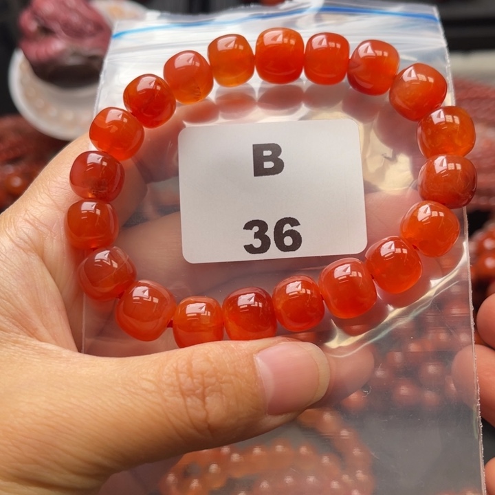 南红玛瑙未镶嵌多样性发货默认微瑕称重11mm