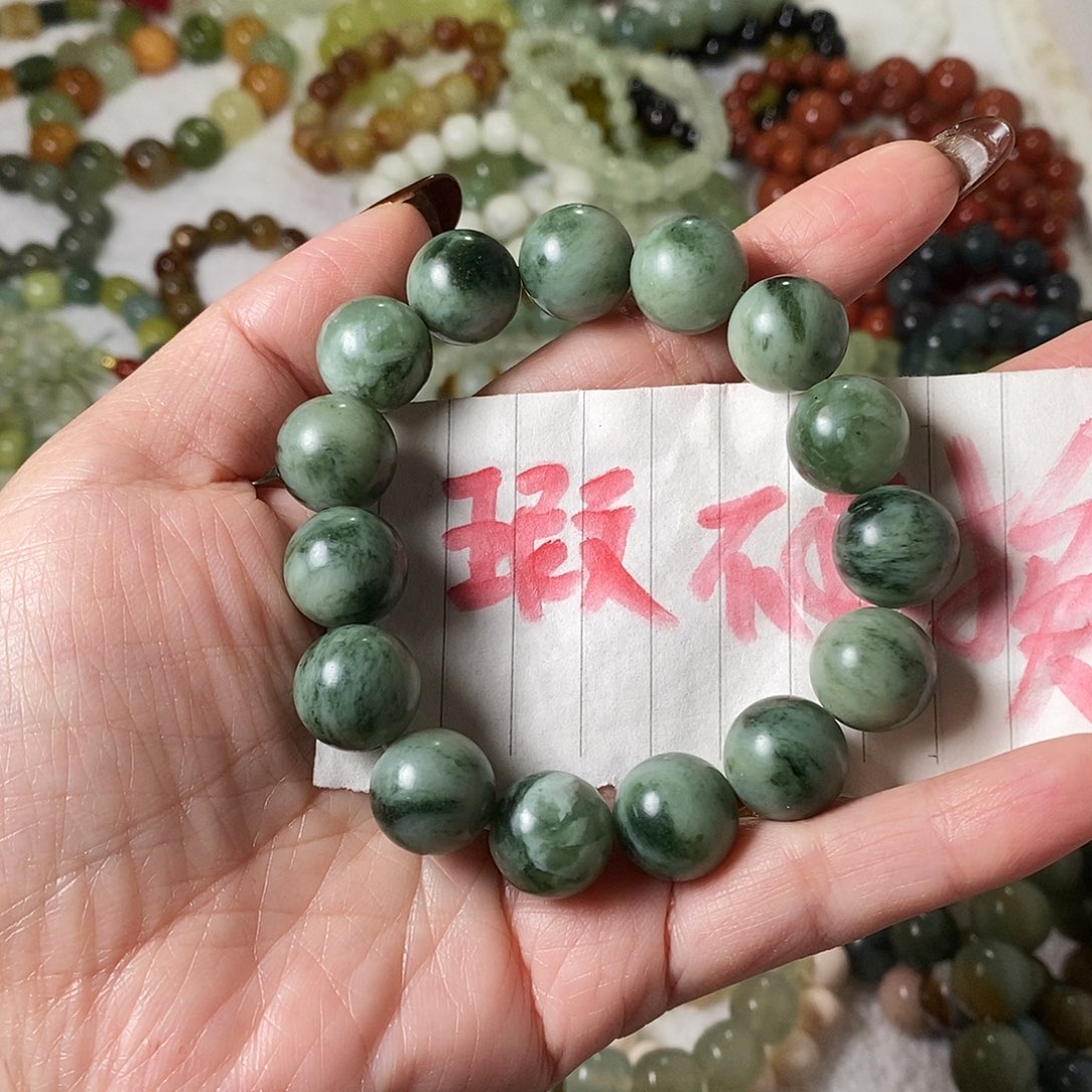 未镶嵌蛇纹石玉手镯杏*
