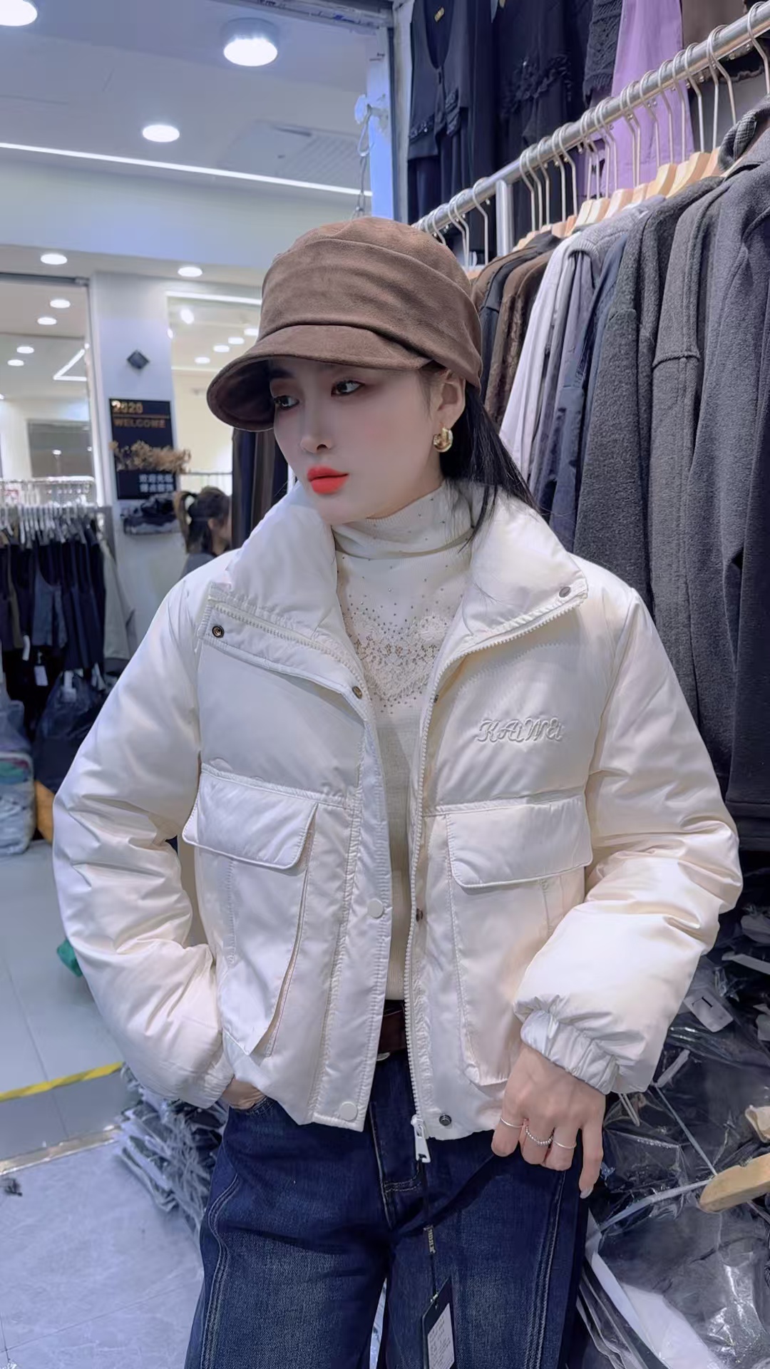 欧货立领羽绒服外套女2025冬季款韩版时尚设计感洋气百搭保暖上衣