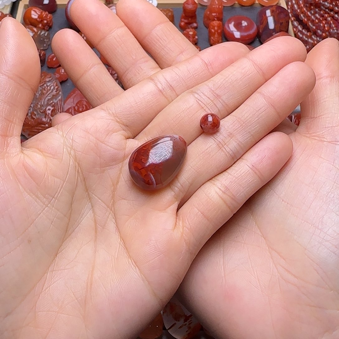 未镶嵌南红玛瑙珠宝奇石挽**心