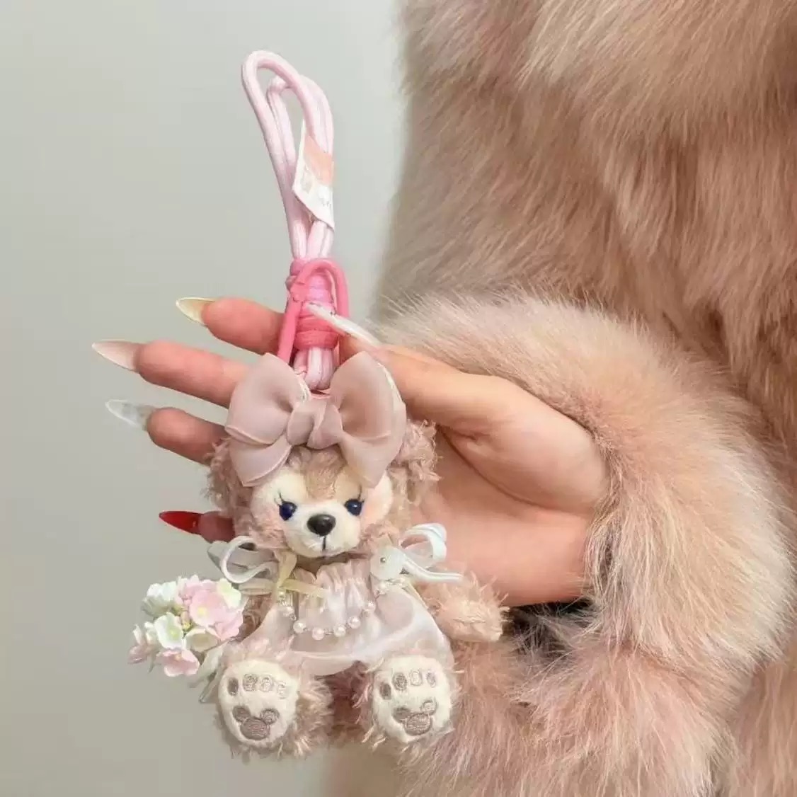 甜脸玫玫2025春日m系新款甜脸小熊包包挂件汽车钥匙扣