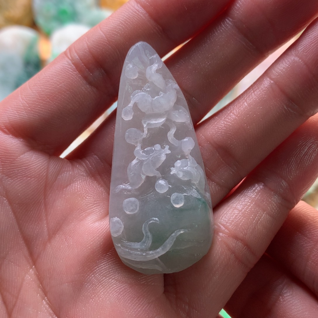 定制翡翠未镶嵌荷花鱼