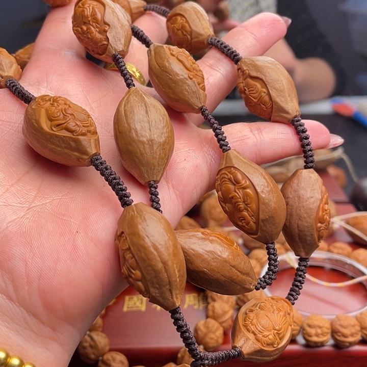 橄榄核吊坠A*V橄榄核