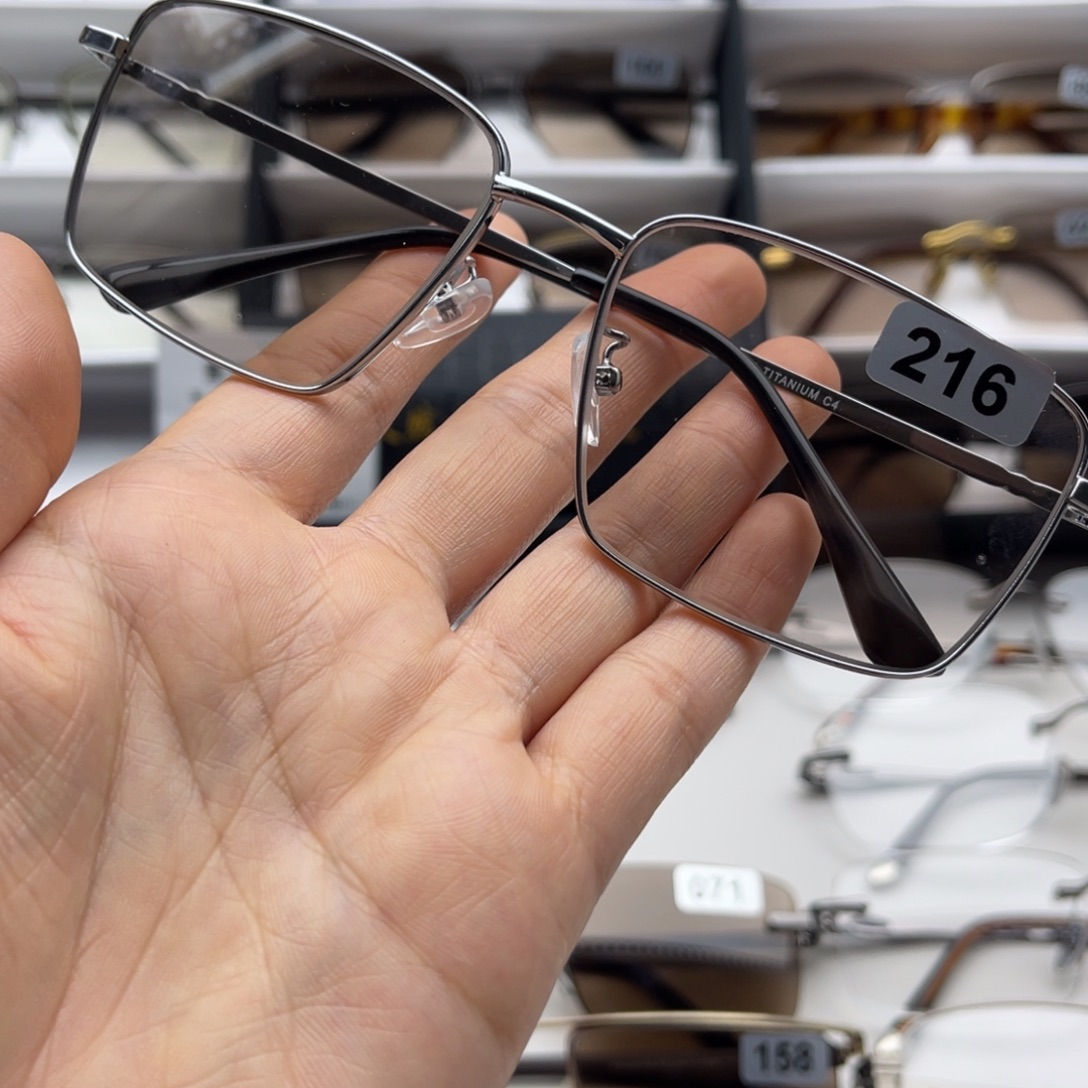 老***文天然水晶石头眼镜