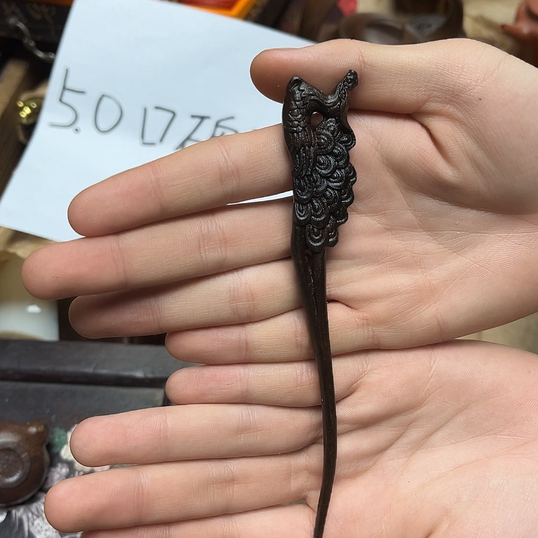 大叶紫檀（黑酸枝木类）