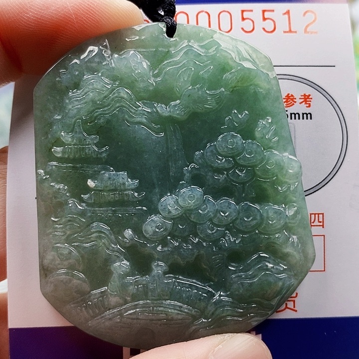 吊坠(不含链)未镶嵌翡翠