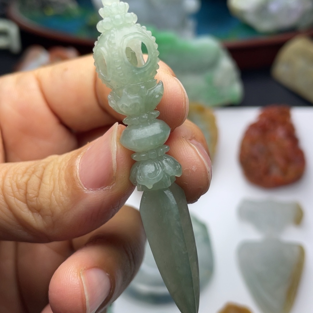 定制翡翠未镶嵌定制