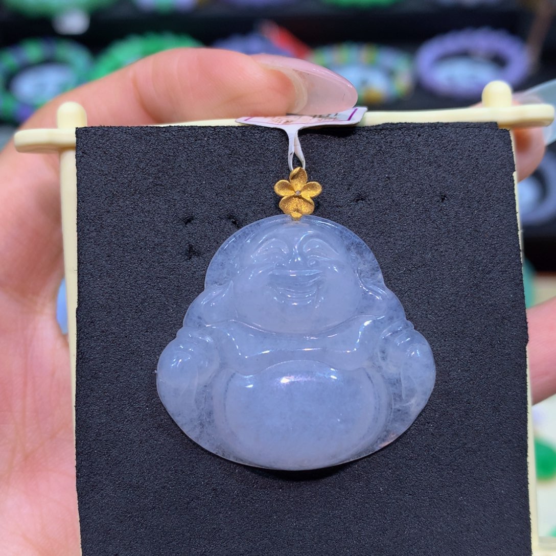 翡翠18K金镶嵌颈饰翡翠