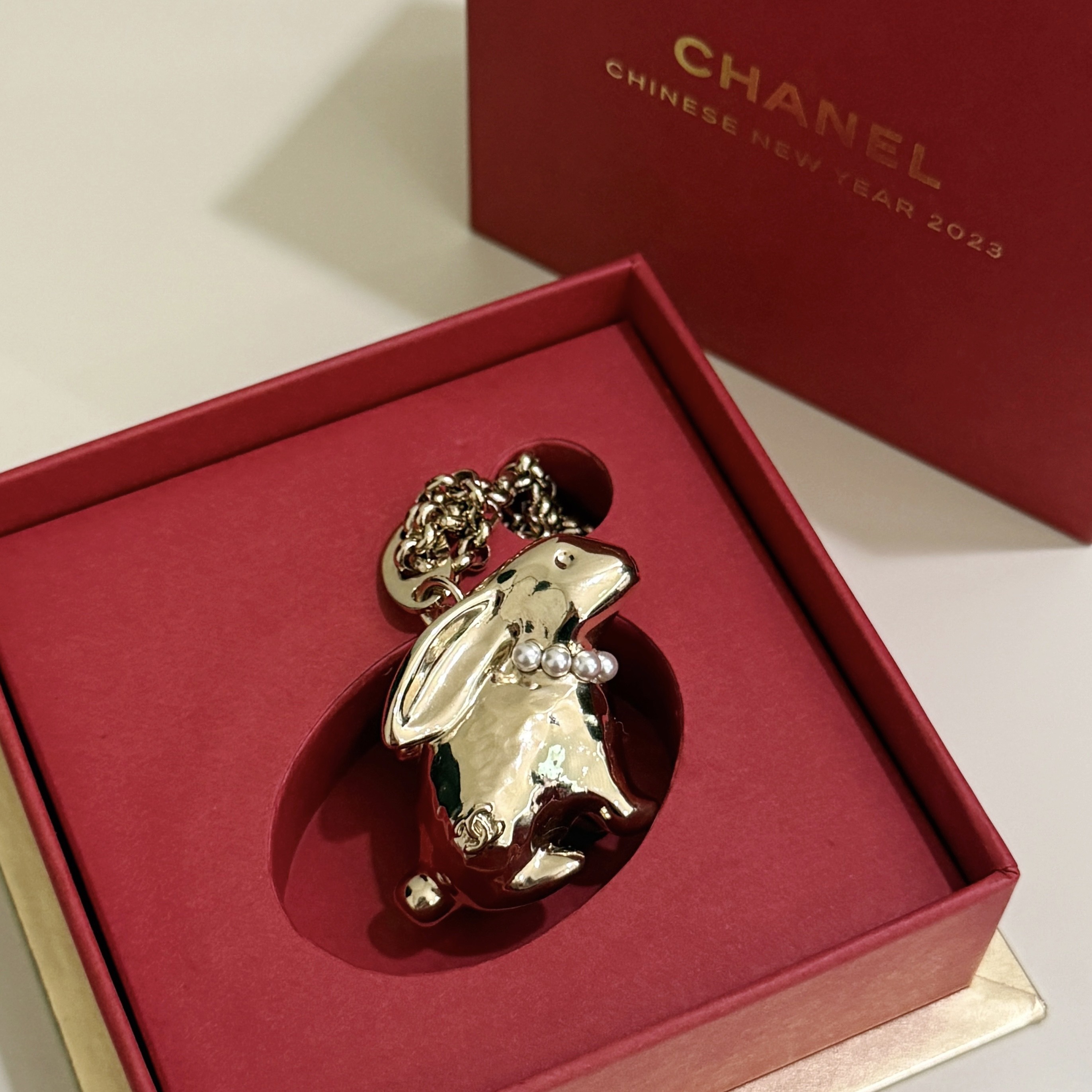95新 Chanel/香奈儿 23c金色小兔子吊坠 2508325