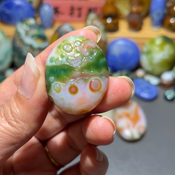 林***子玛瑙/玉髓未镶嵌颈饰