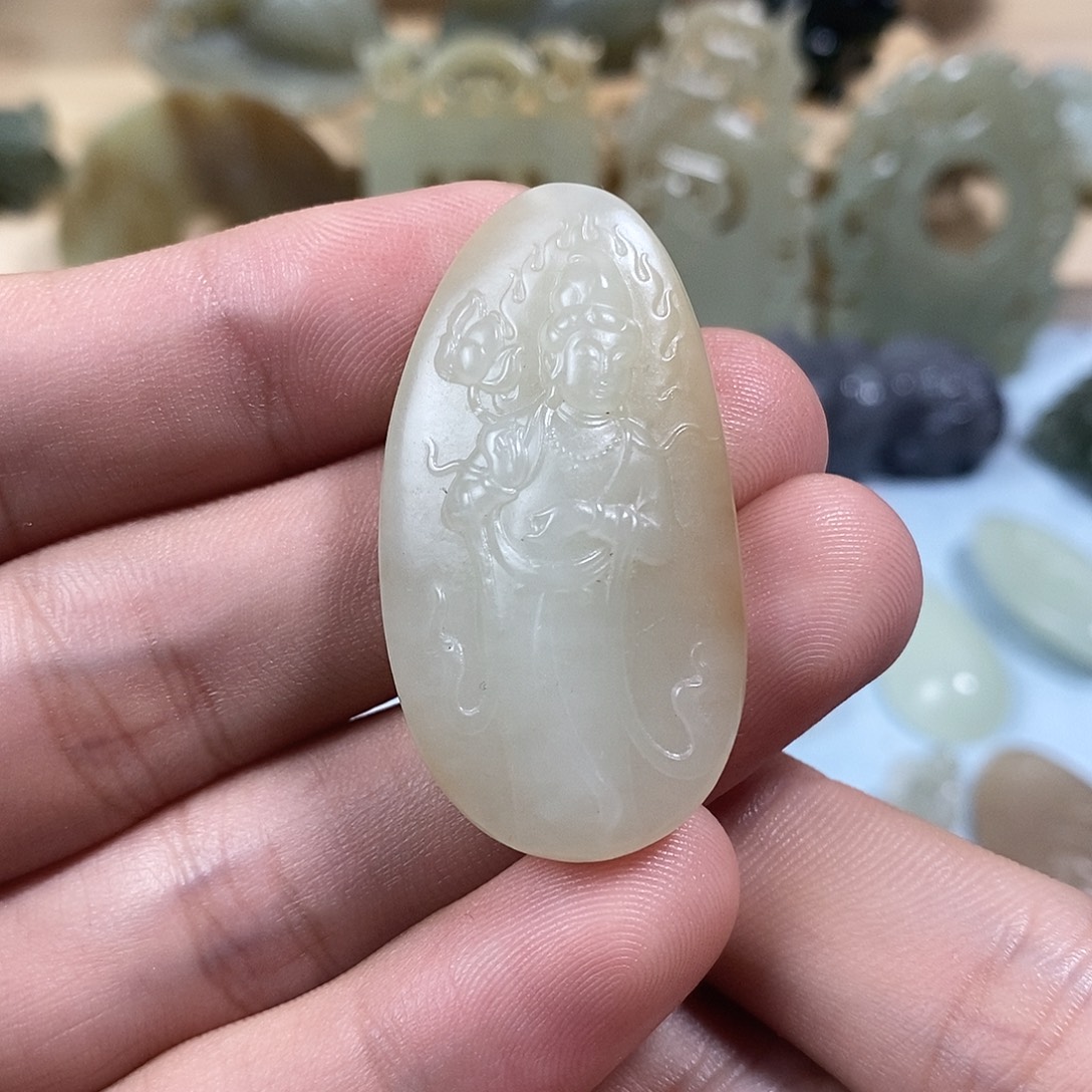 和田玉未镶嵌挂件