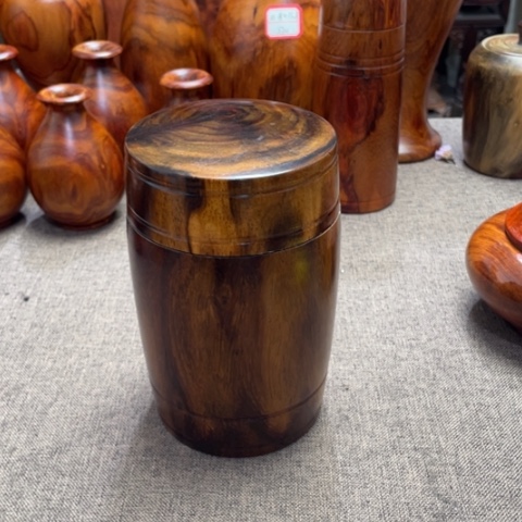 交趾黄檀（大红酸枝）罐子