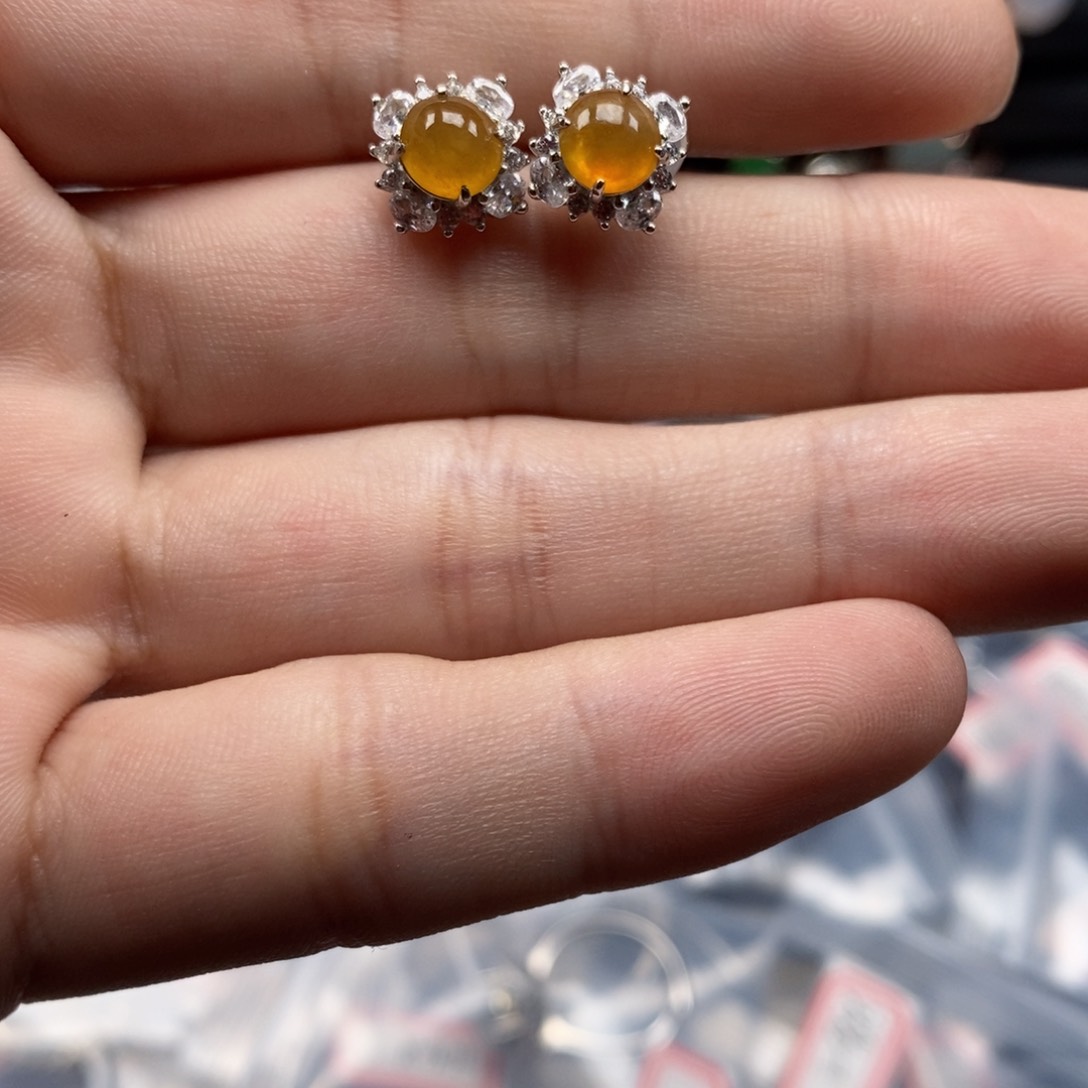 翡翠耳饰银S925镶嵌磨****贝天然缅甸翡翠a货