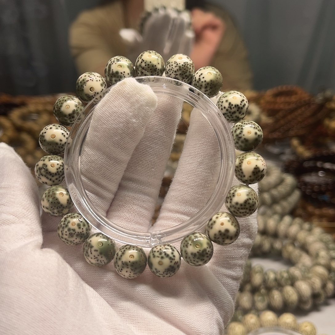 秧***长星月菩提吊坠12 正圆珠青花