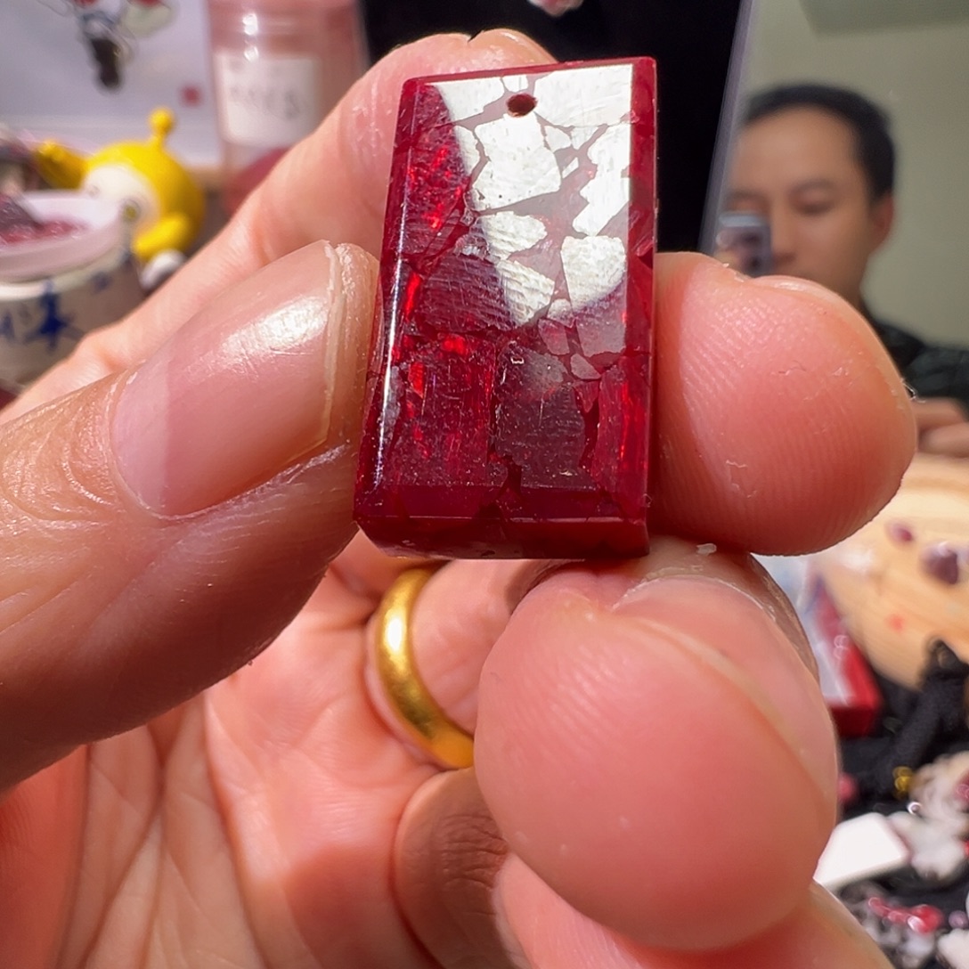 扣***姐天然辰砂满火彩玻璃体