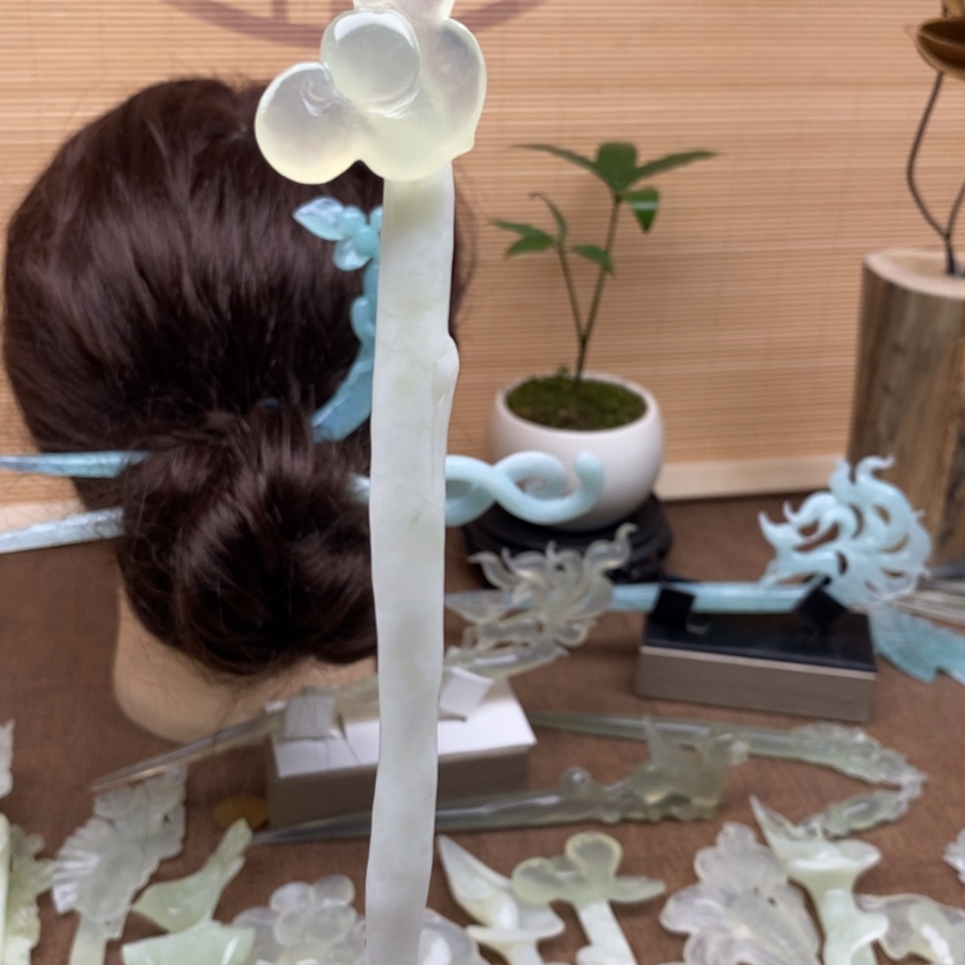 蛇纹石玉未镶嵌发簪