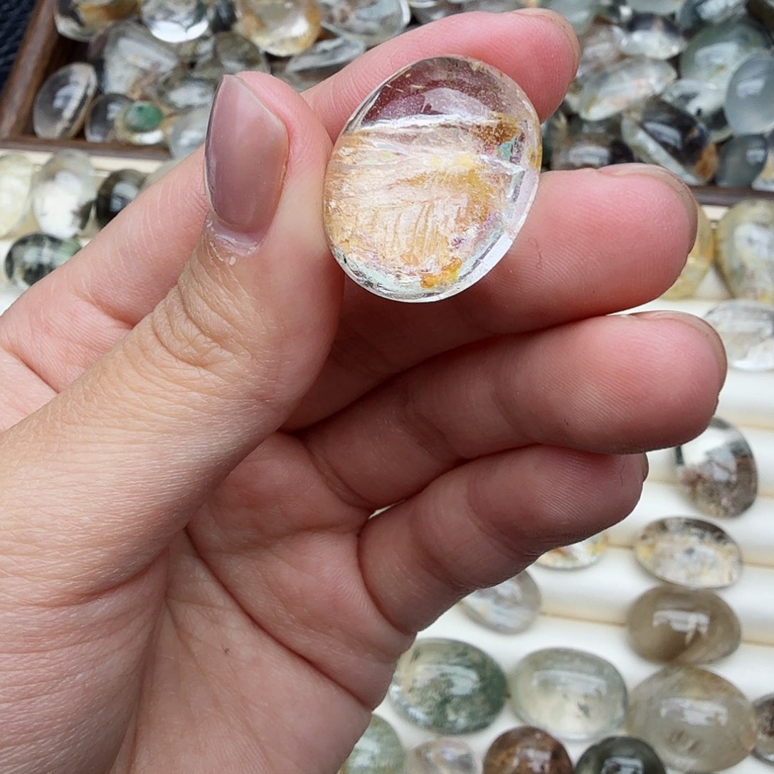 M****水晶未镶嵌珠宝半成品