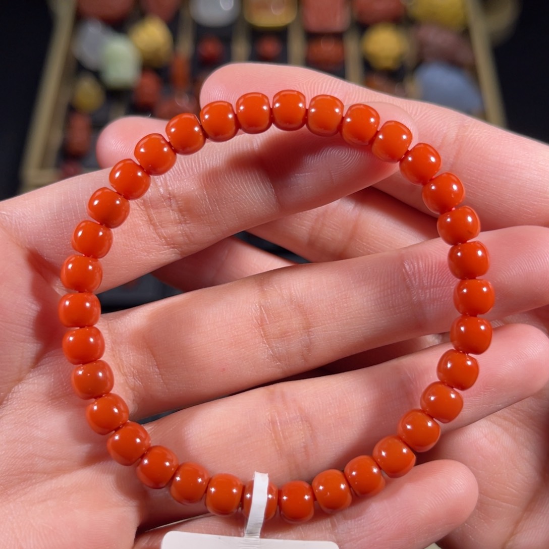 南红玛瑙老南红满色爆肉老形手串6.1左右未镶嵌