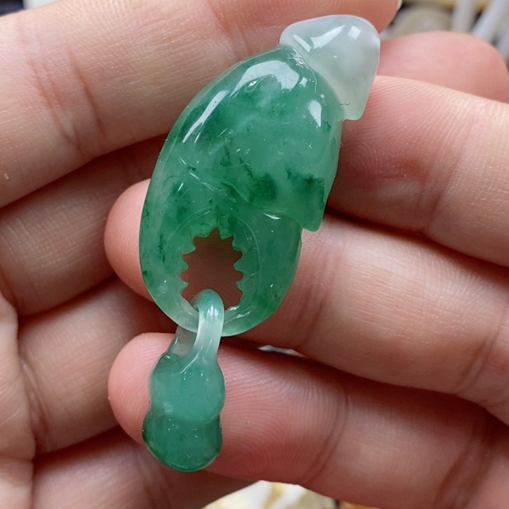 石英质玉颈饰未镶嵌