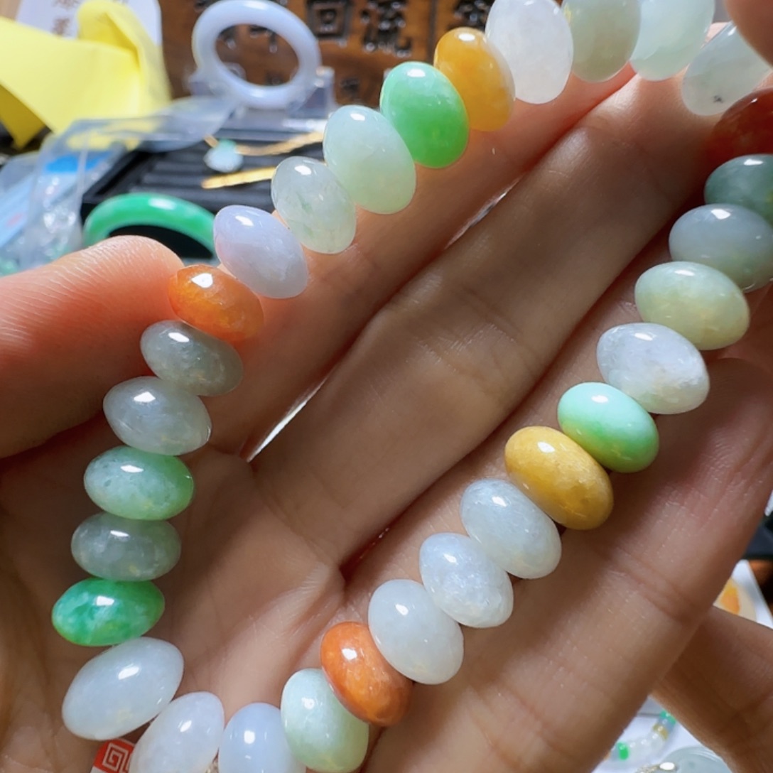翡翠未镶嵌手镯翡翠240