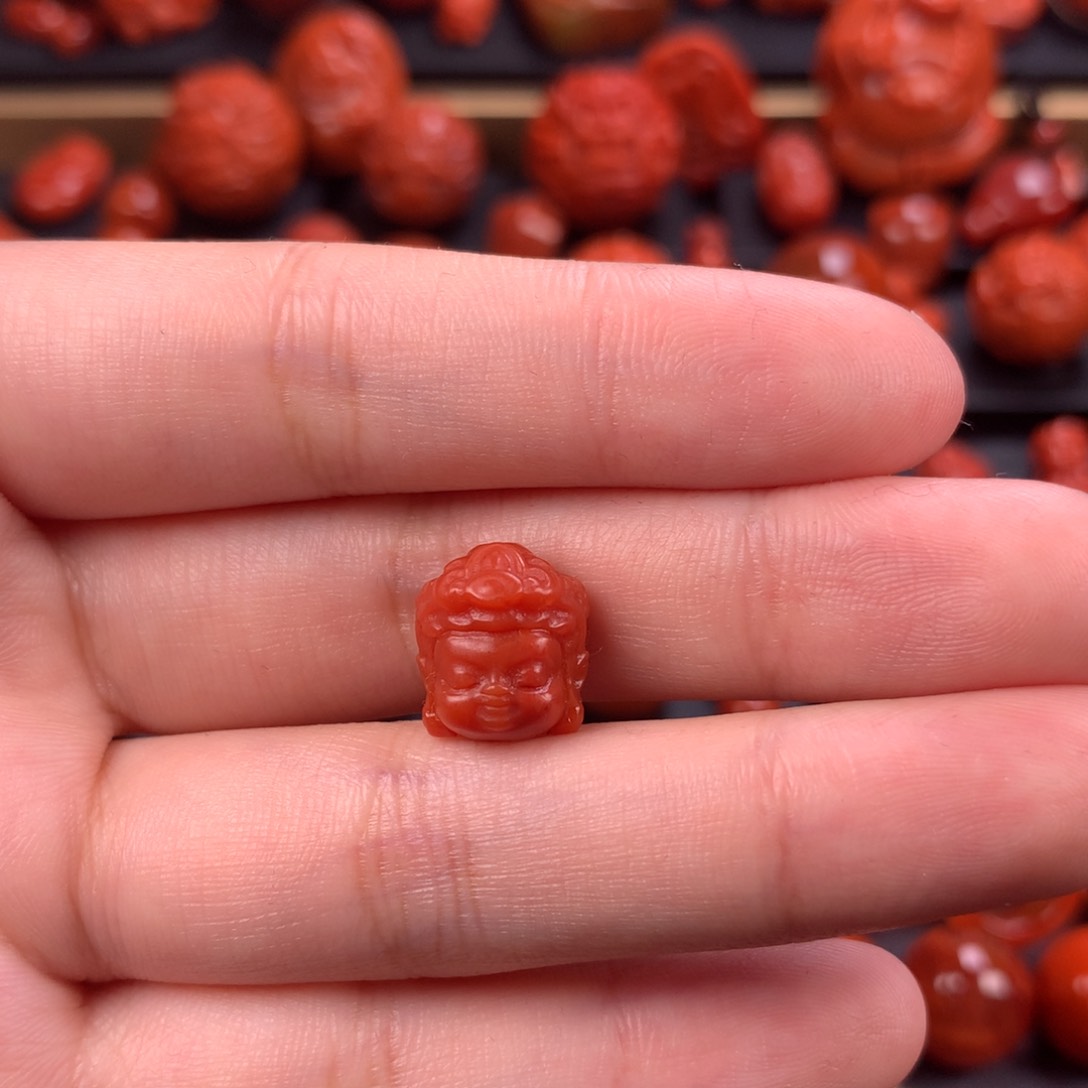 未镶嵌黄财神11.2mm南红玛瑙